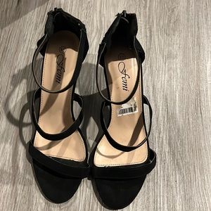 Black heels ❤️‍🔥